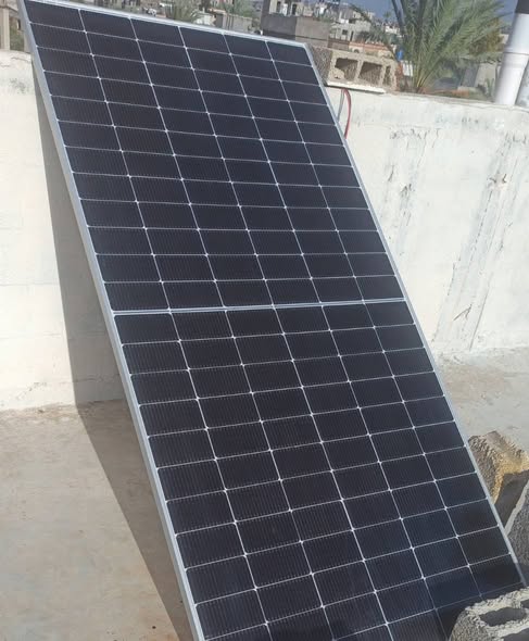 لوح طاقة 575 وات